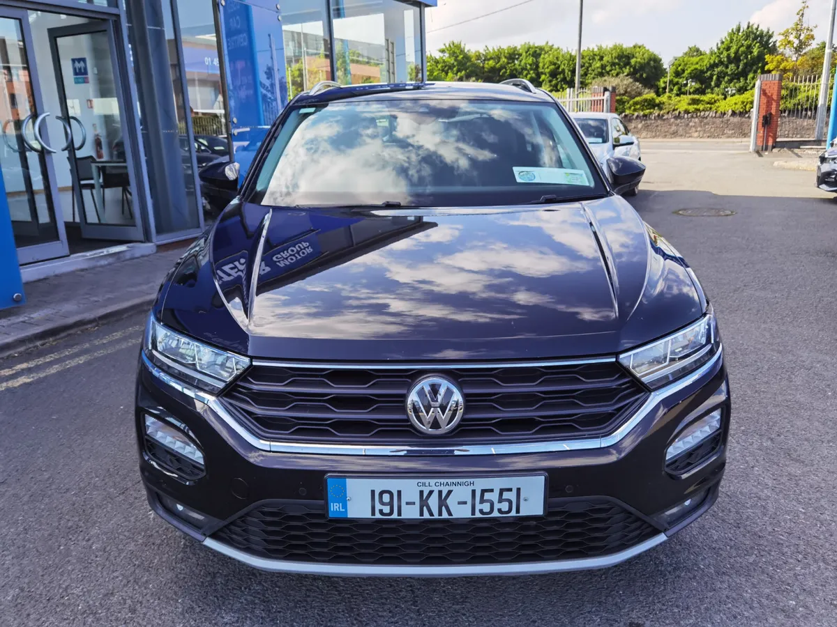 VOLKSWAGEN T-ROC 1.6TDI DESIGN 150BHP - Image 2