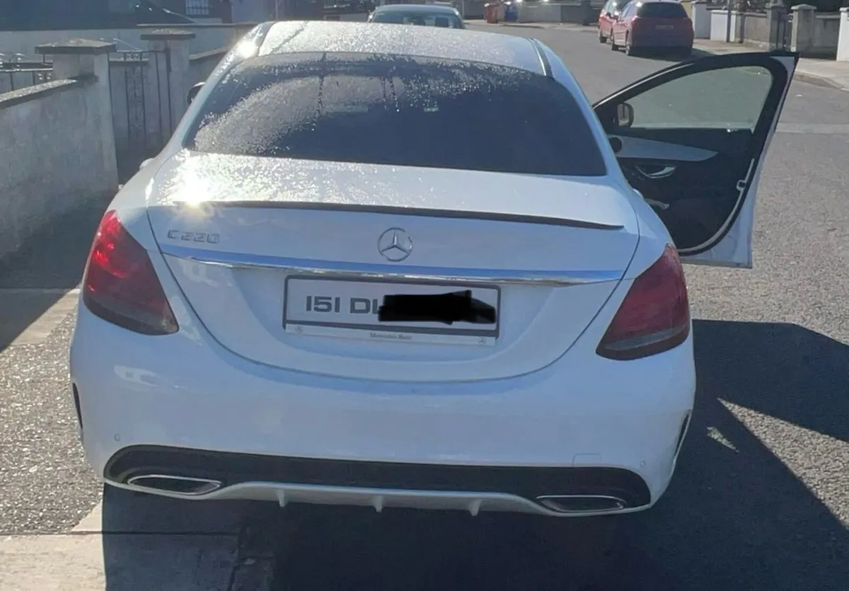 Mercedes Benz C220D - Image 4