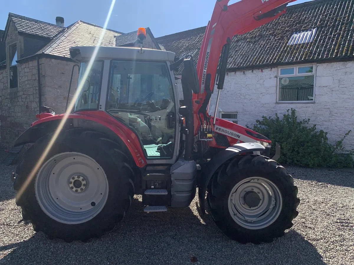 Massey Ferguson 5S.135 - Image 4