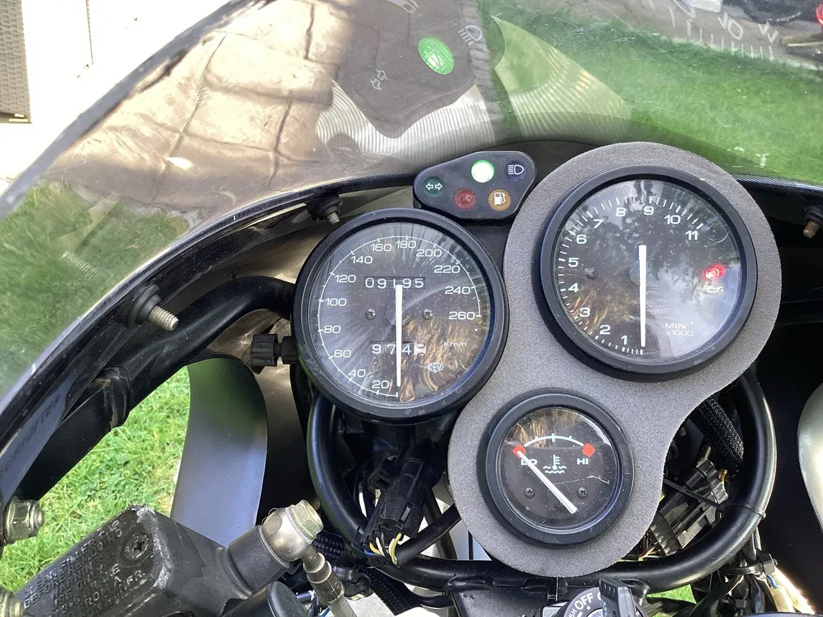 2003 Ducati super sport 750 - Image 4