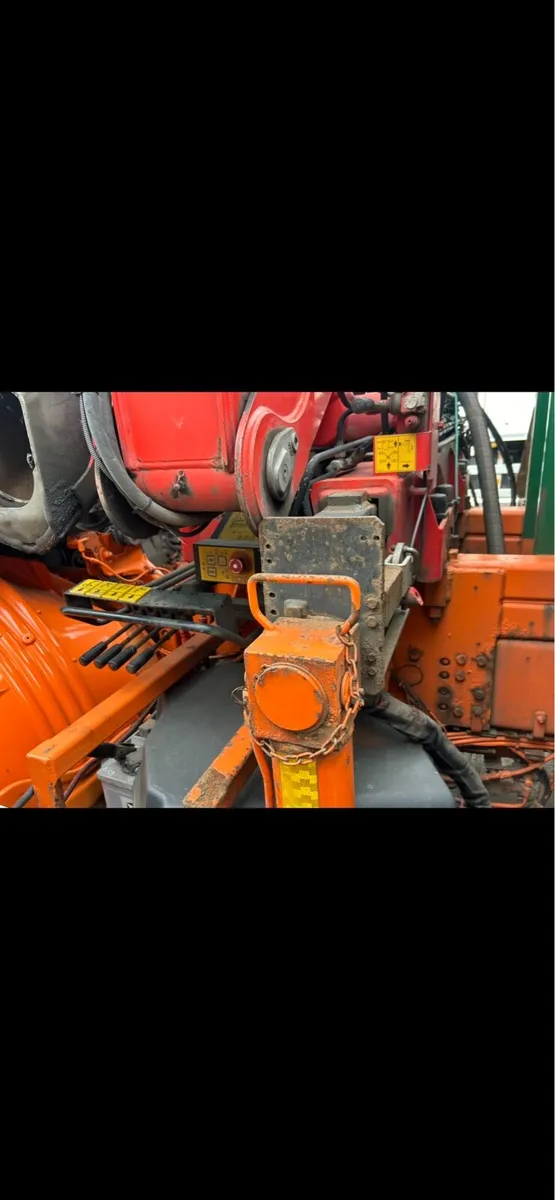 Fassi Crane 11 ton - Image 2