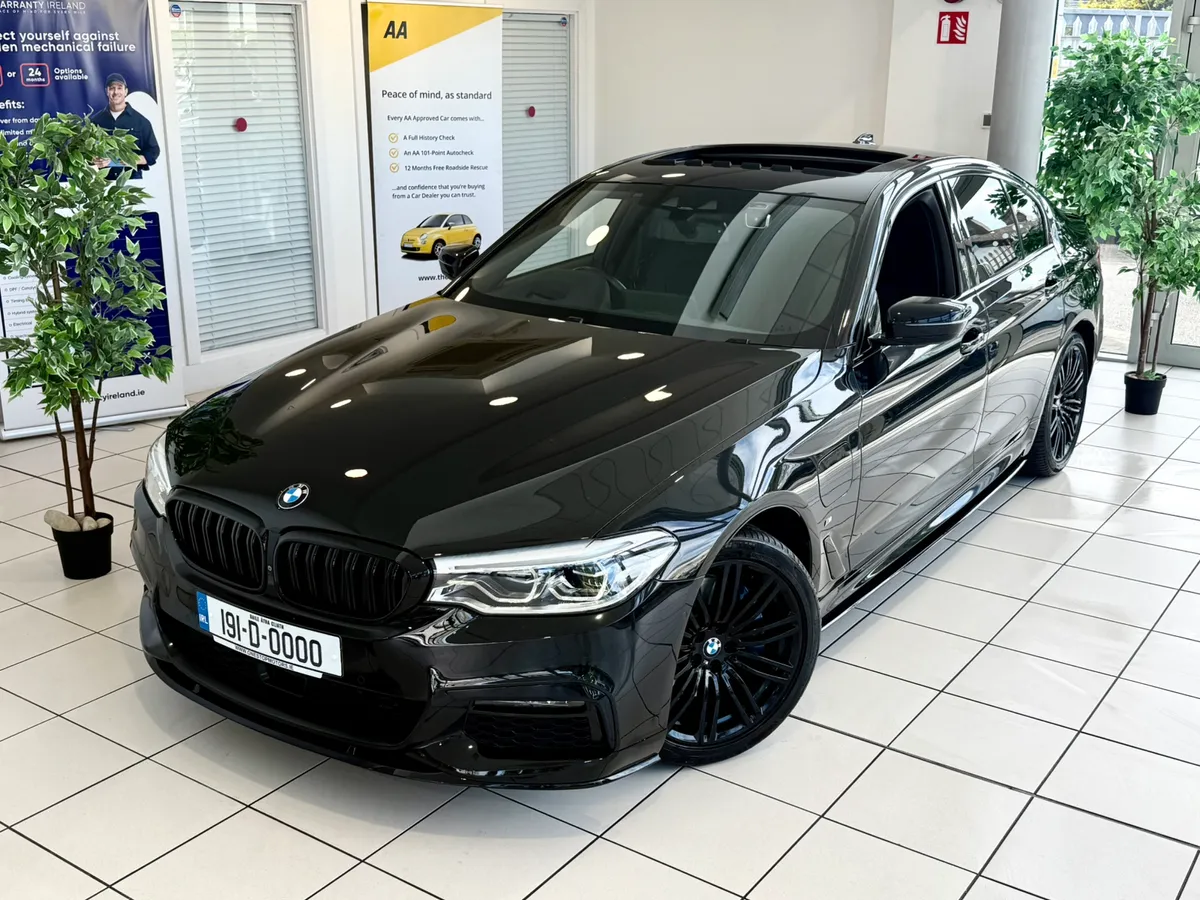 2019 BMW 530E G30 MSPORT SUNROOF/HARMON.K/HEADSUP - Image 2