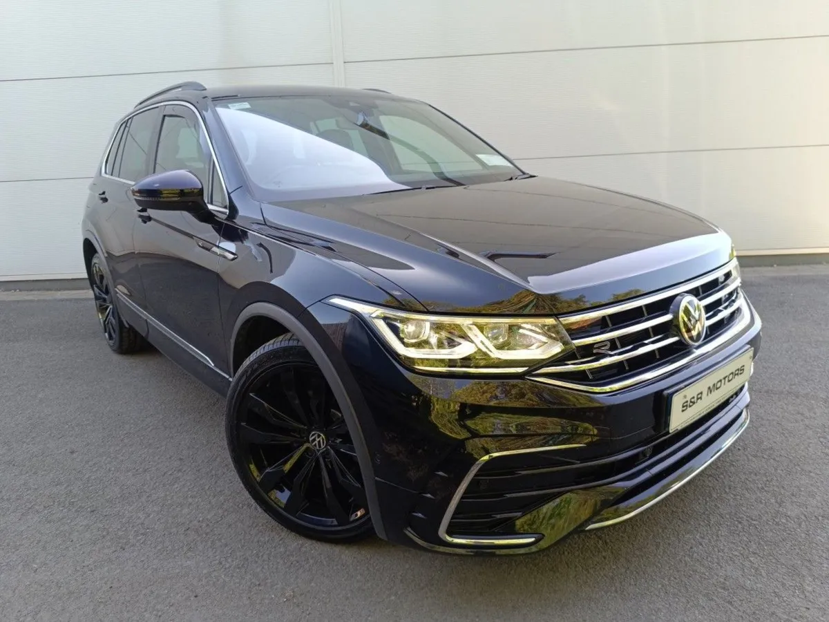 Volkswagen Tiguan 2.0 TDI 150HP R-line M6F Black - Image 1