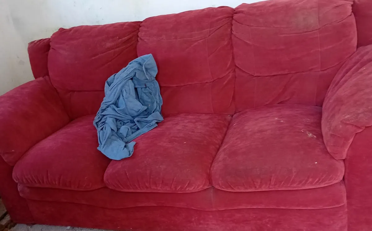 3 Seater Settee