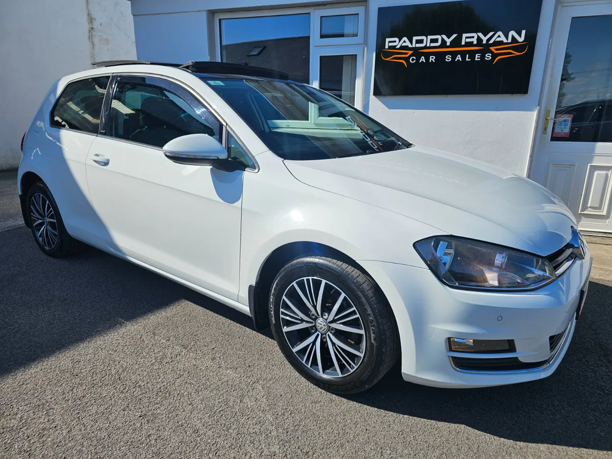 2017 Volkswagen Golf 1.2Tsi Allstar Manual 110BHP - Image 2