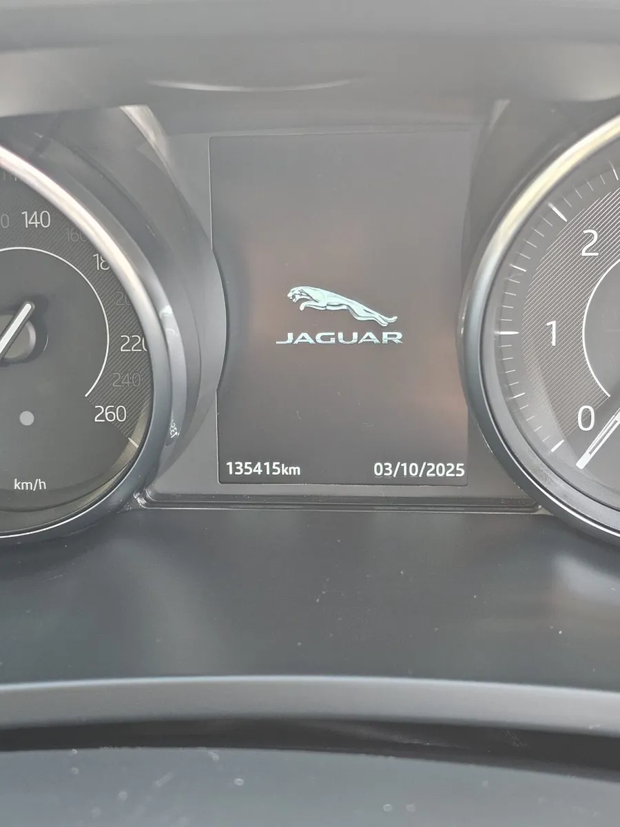 Jaguar E-Pace 2020 - Image 1