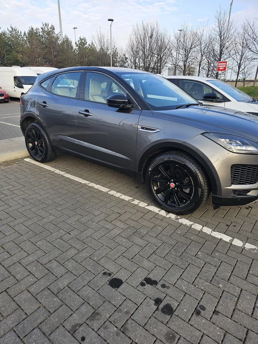 Jaguar E-Pace 2020 - Image 3