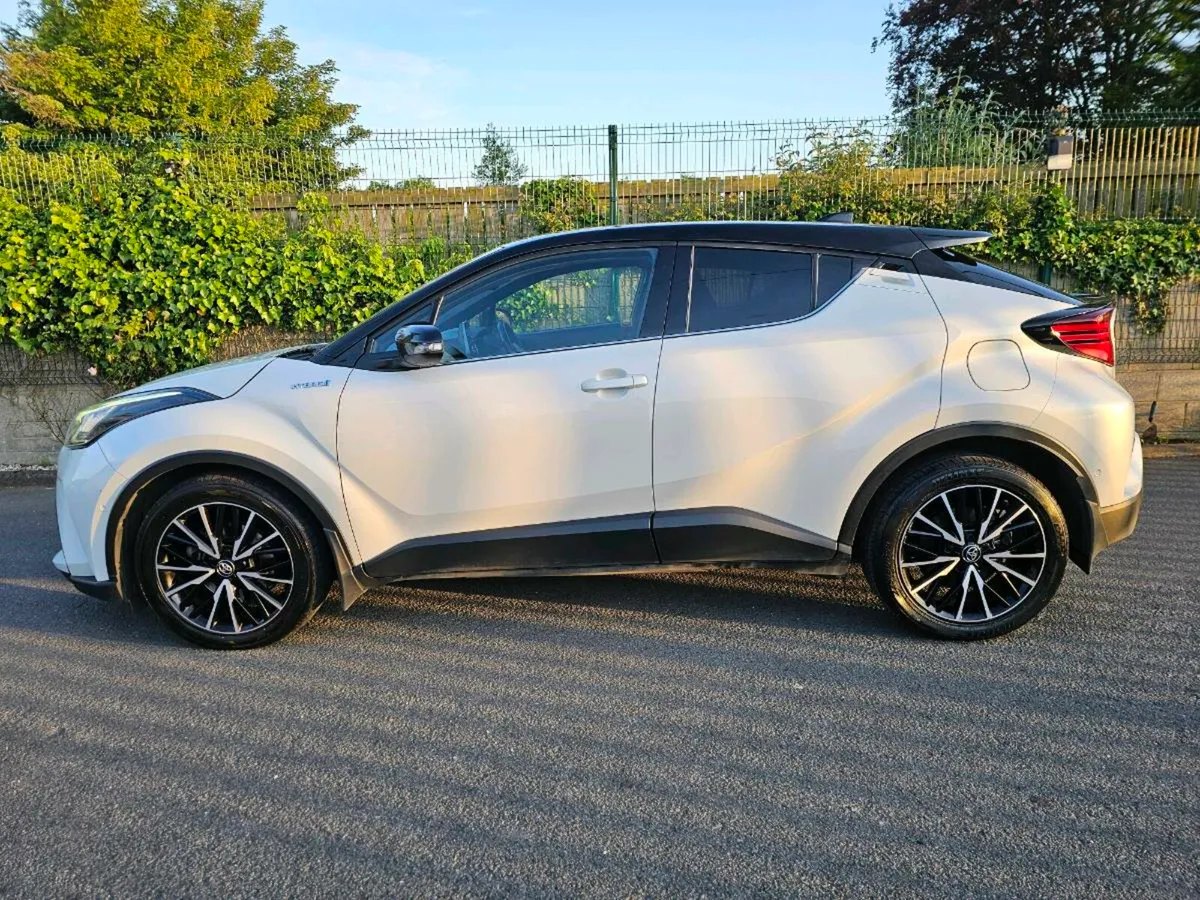 2020 Toyota CHR - Image 3
