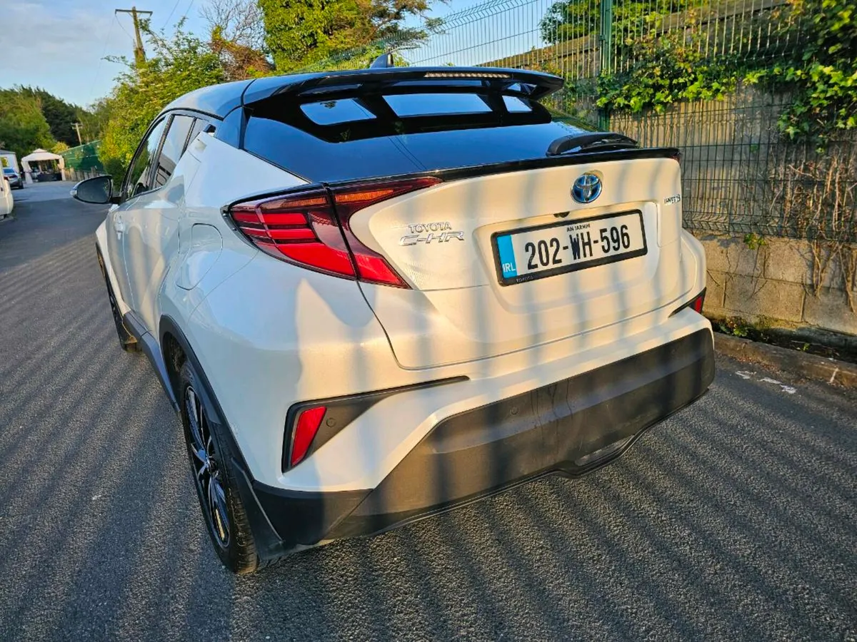 2020 Toyota CHR - Image 4