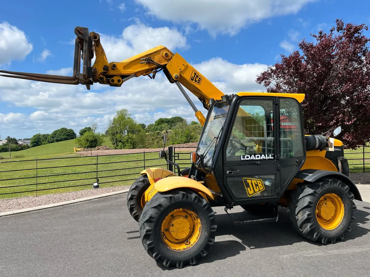 JCB 526 telehandler - Image 2