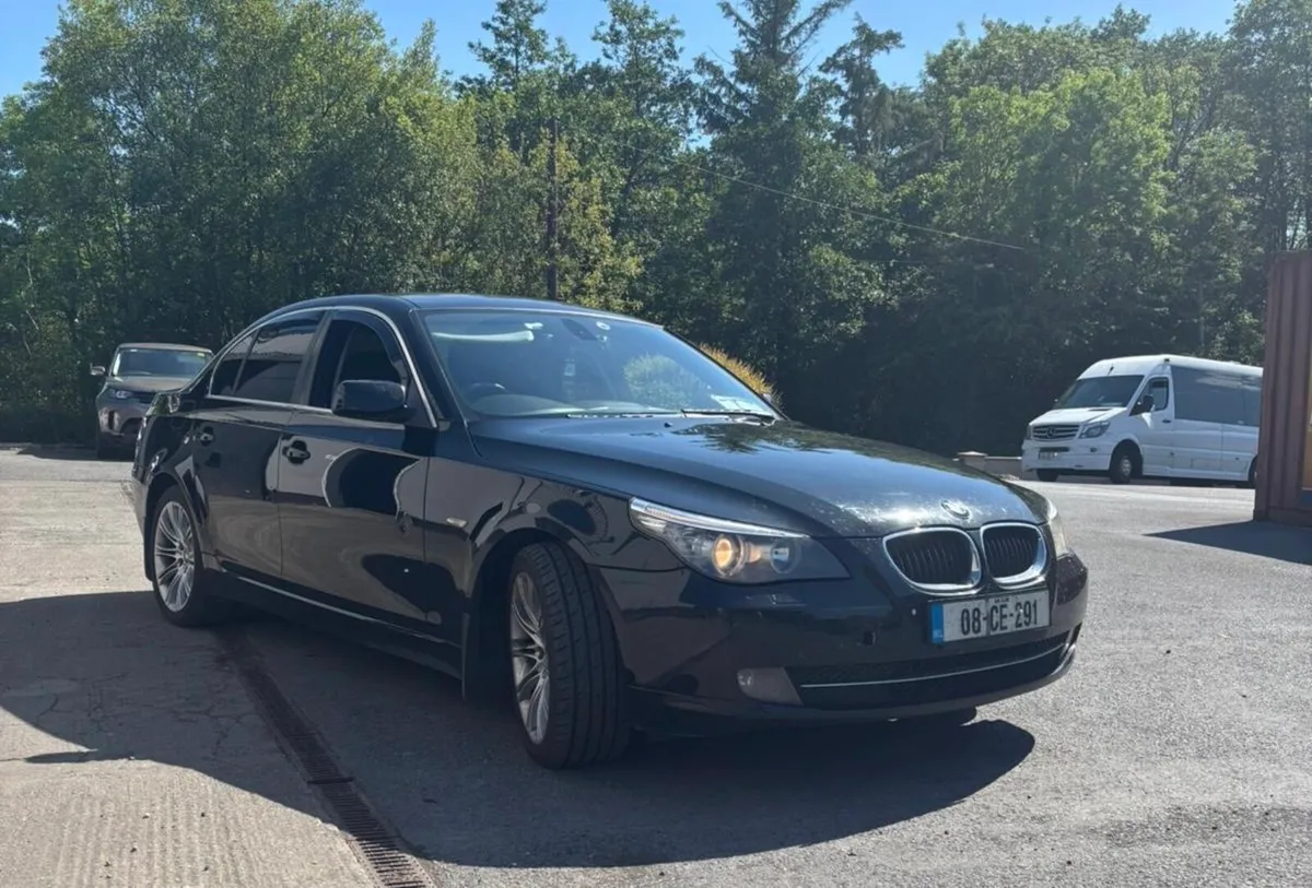 BMW 520d 2008 - Image 1
