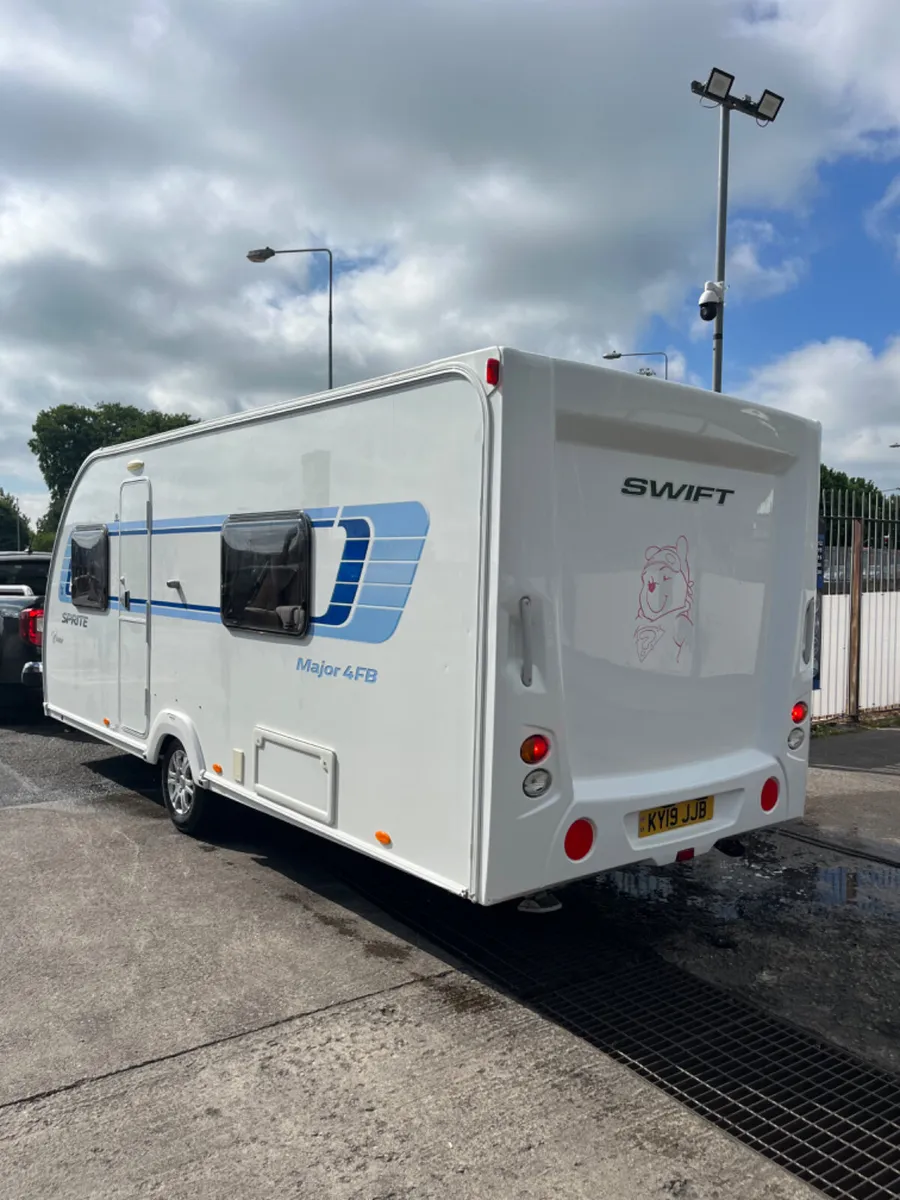 Swift 4 Berth Fixed Bed Caravan For Sale - Image 4