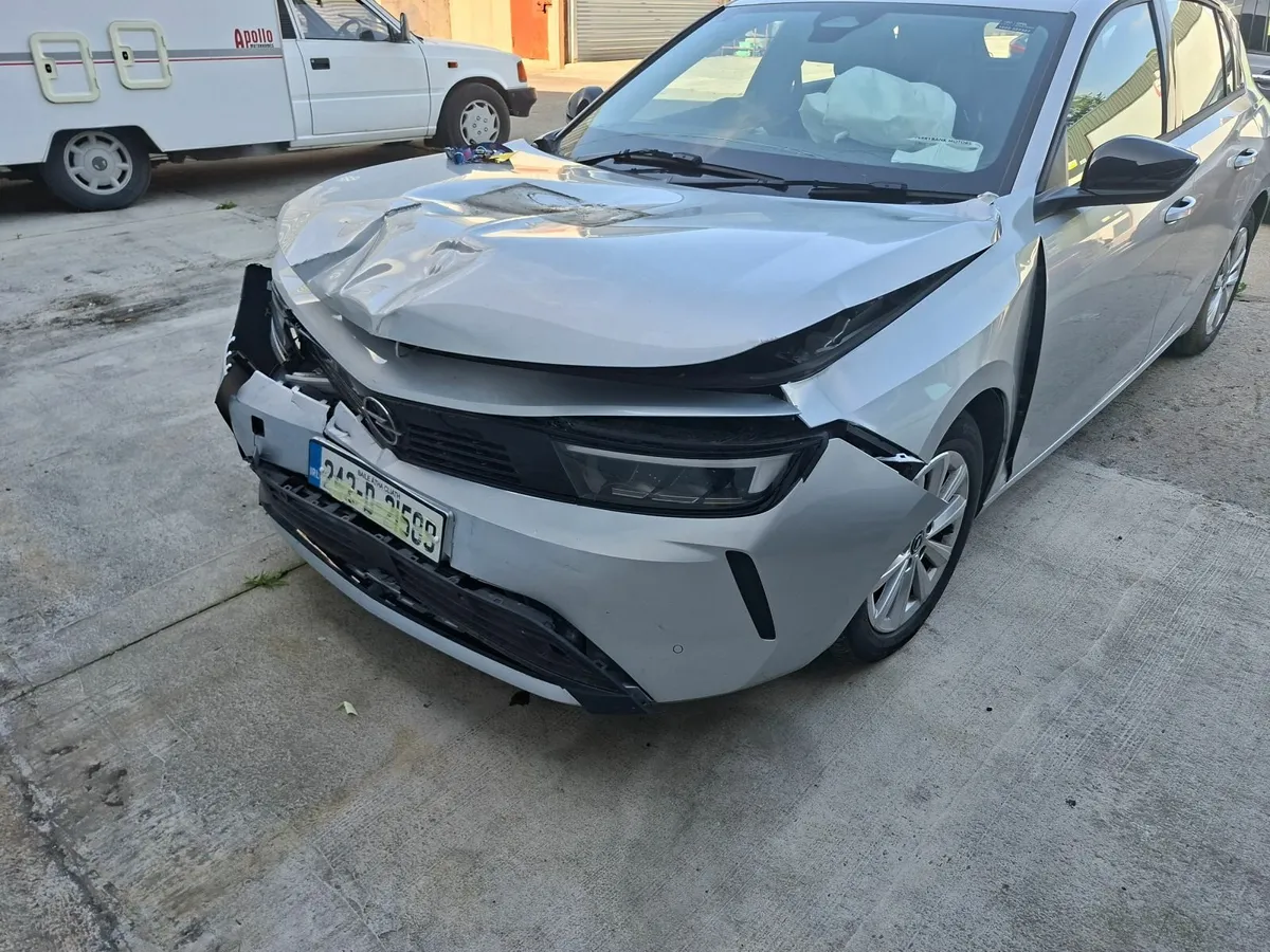 Opel Astra - Image 1