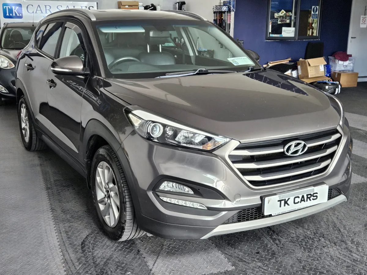 17 HYUNDAI TUCSON AUTOMATIC 4WD - Image 4