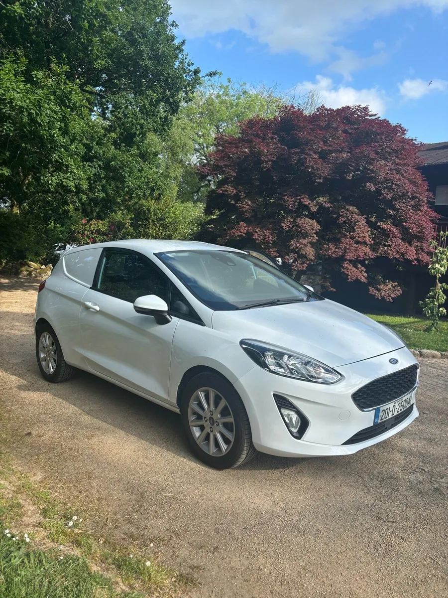 Ford Fiesta 201 Van - Image 1