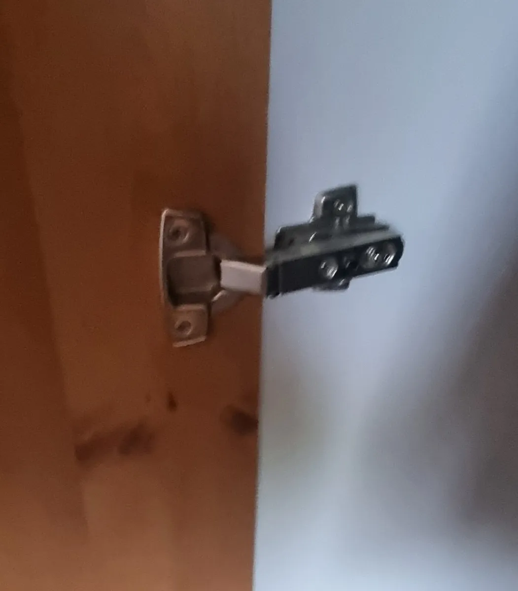 Waldrobe doors for a fitted bedroom unit. - Image 2