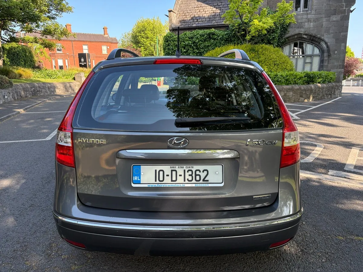 2010 Hyundai i30 1.6 Diesel Estate Low KM - Image 4