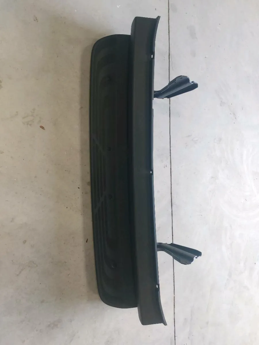 Mercedes benz sprinter new rear step - Image 3