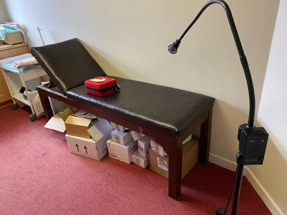 Examination Couches - Image 3