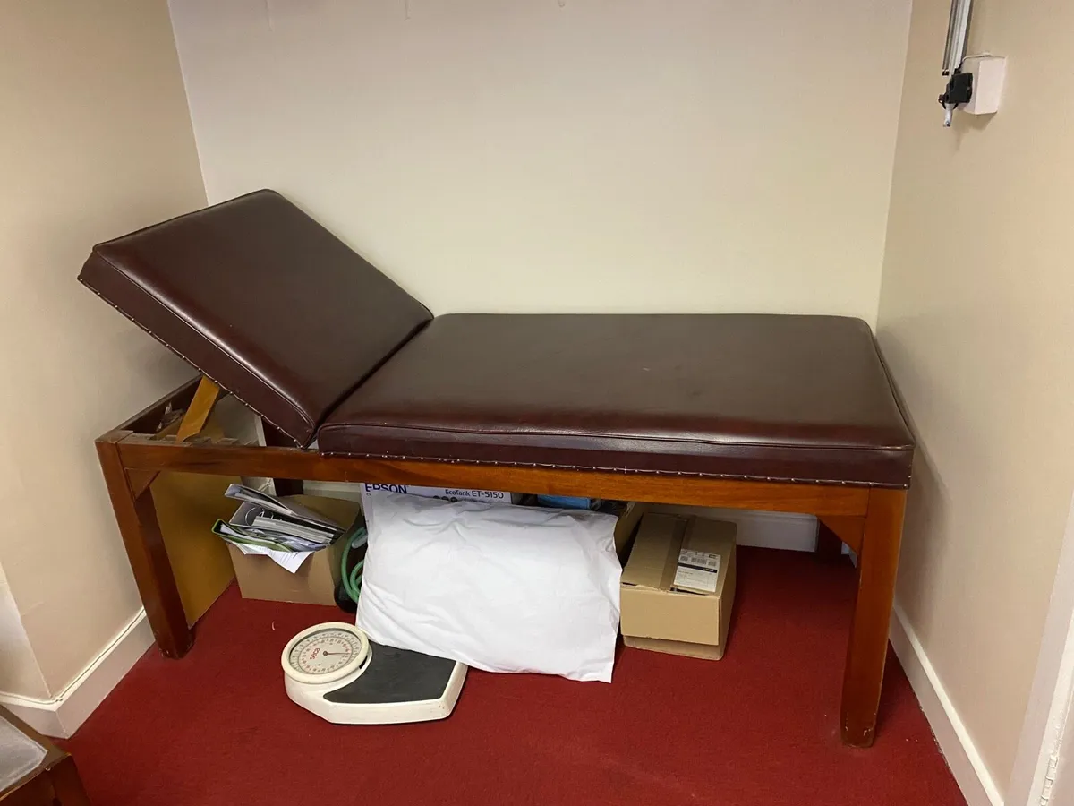Examination Couches - Image 4