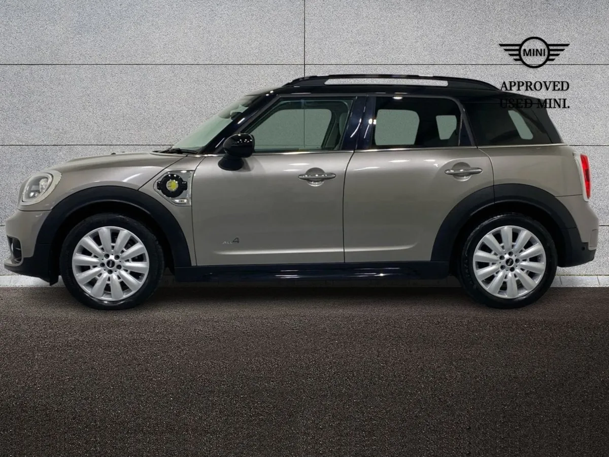 MINI Cooper Cooper Auto - Image 4