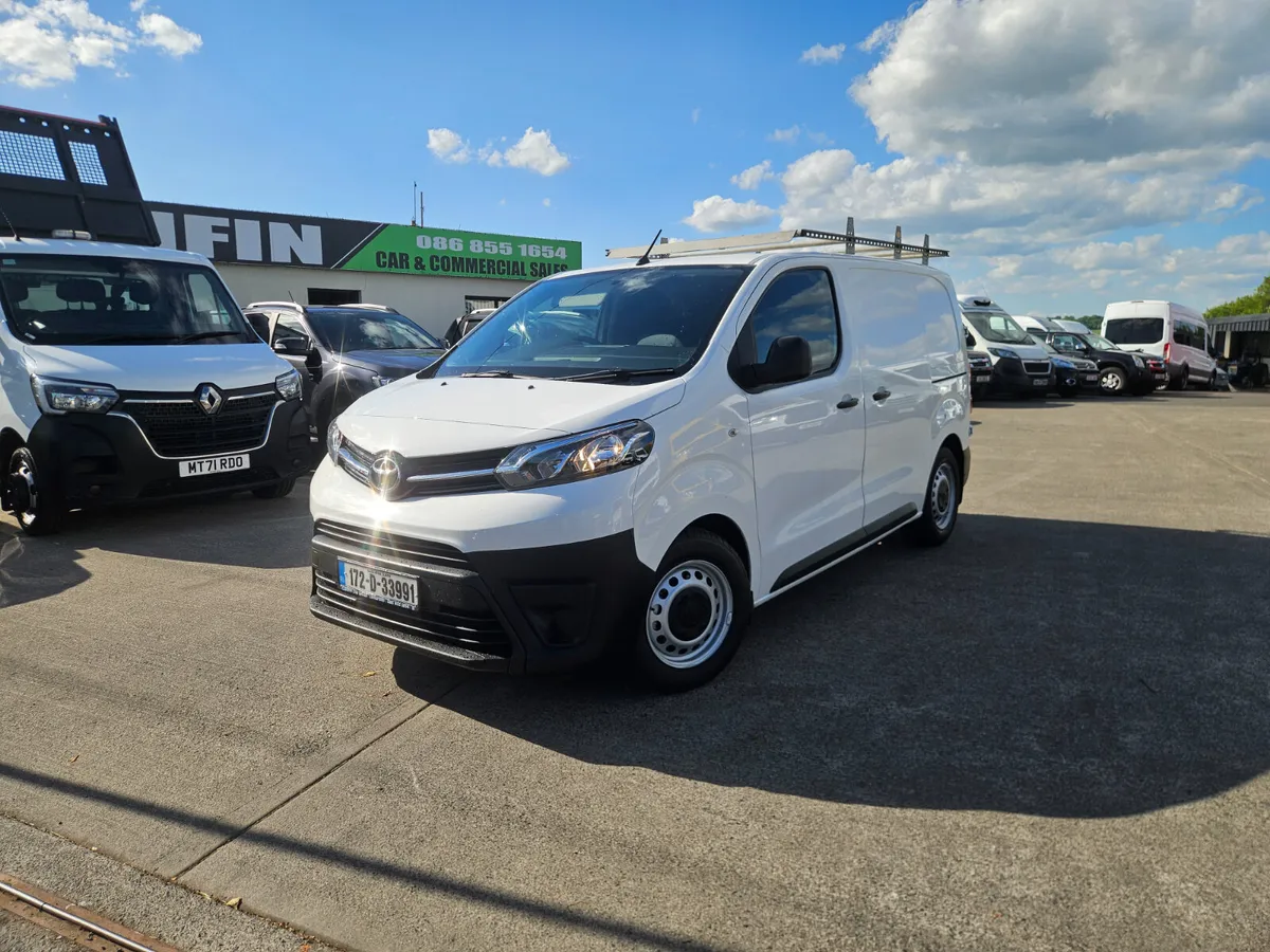 2017 TOYOTA PROACE 3 SEATER - Image 1