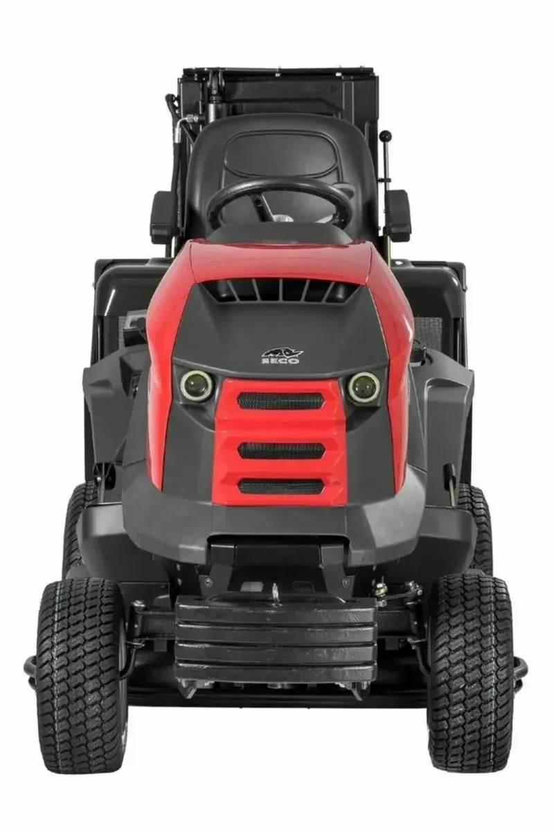 The Starjet UJ PRO High Tip Tractor Mower - Image 2