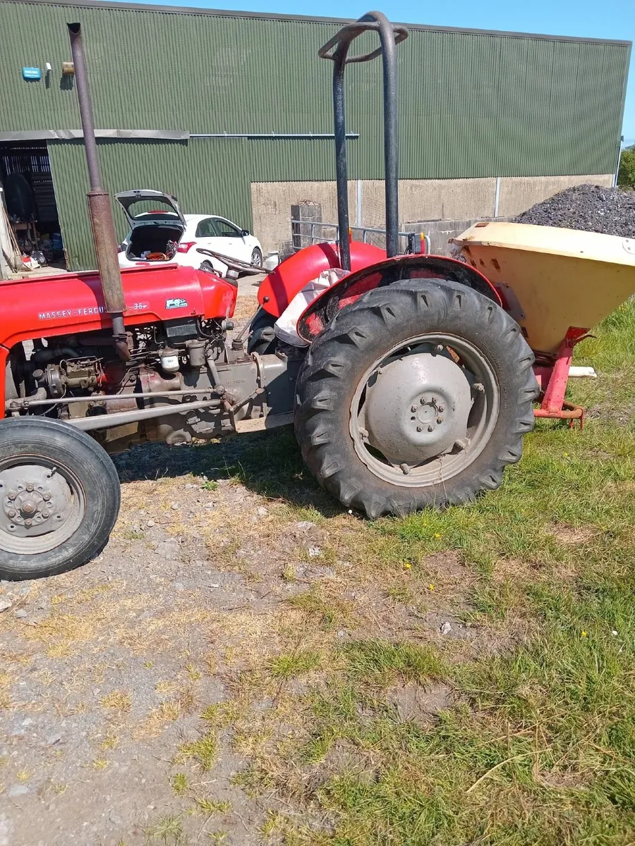 Trailer/MasseyFerguson/Hay Bob/Sprayer/Tyre/Wheels - Image 4
