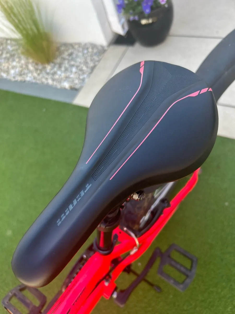 Pink children’s bike for sale - Image 2
