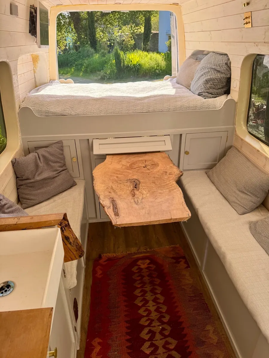 Bespoke Off-Grid 2012 Mercedes Sprinter Campervan - Image 4