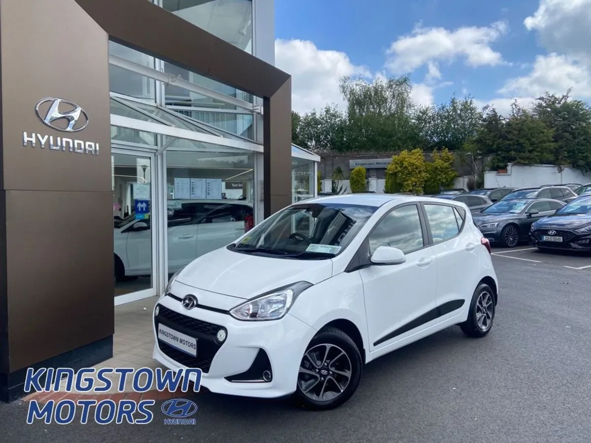 Hyundai i10 Deluxe 4DR - Image 1
