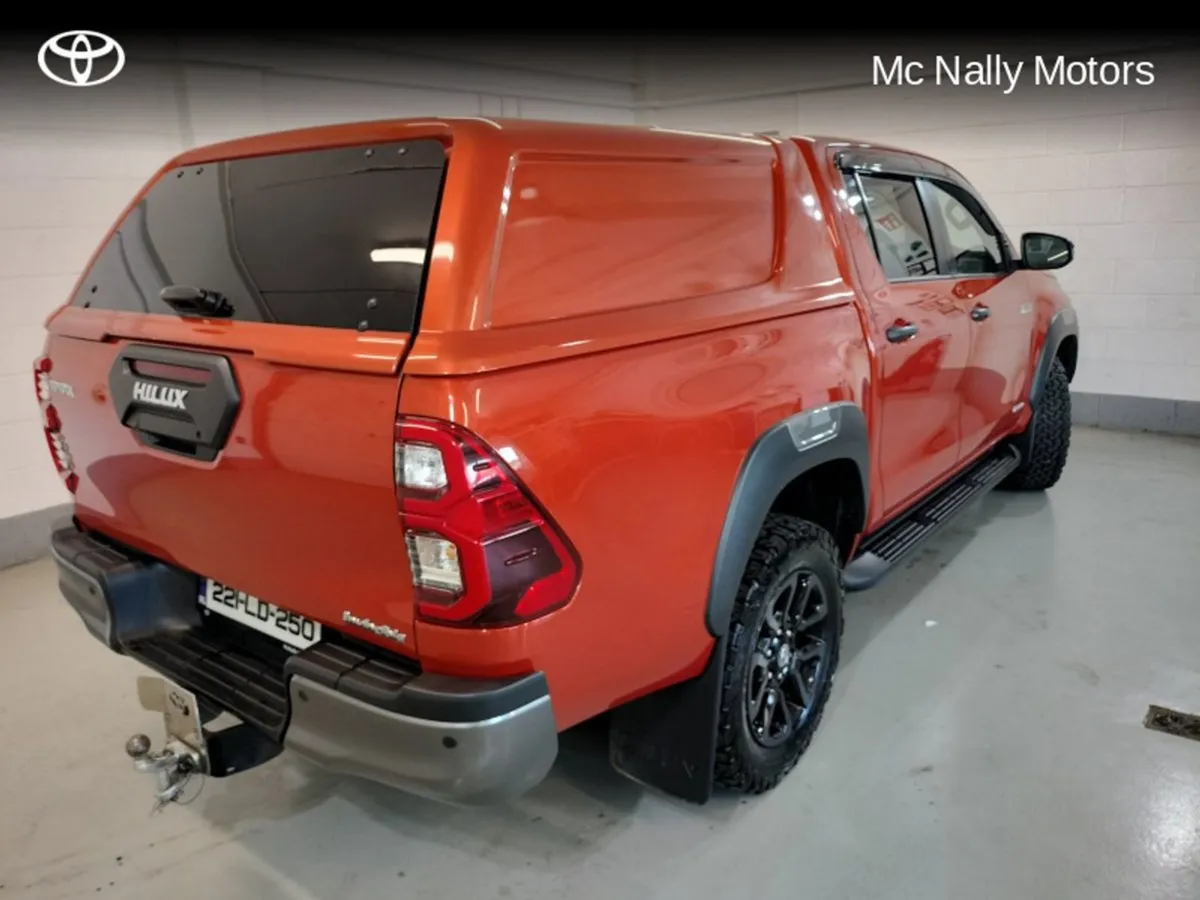 Toyota HiLux 2.8 Invincible Auto Incl Canopy VAT - Image 2