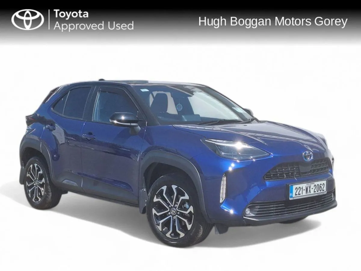 Toyota Yaris Cross CR Luna Sport 4DR Auto Cross - Image 1