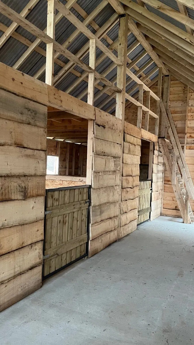 Stables - Image 2