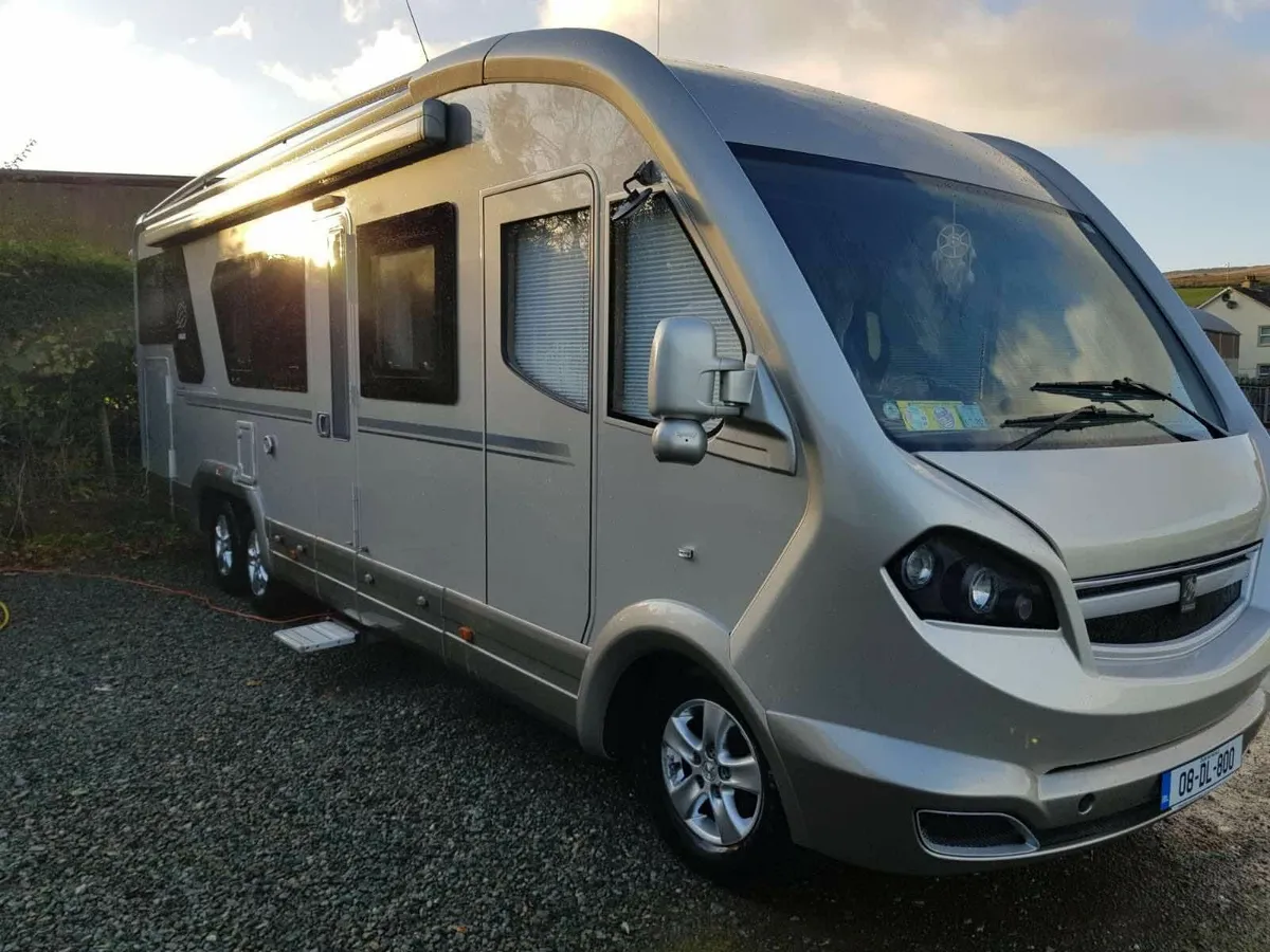 KNAUS S LINER 800 LEG CAMPER - Image 3