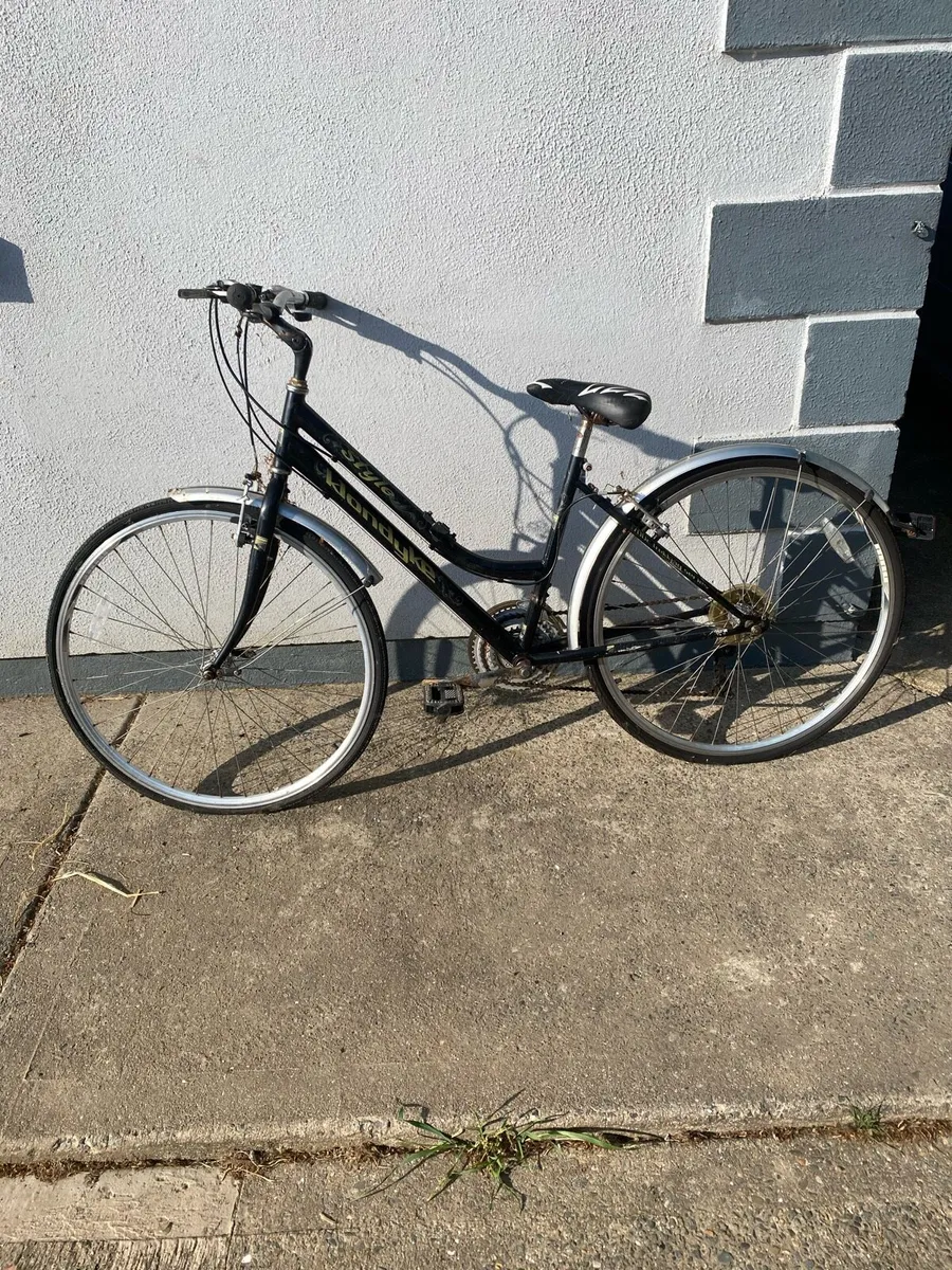 lady’s hybrid bike - Image 2