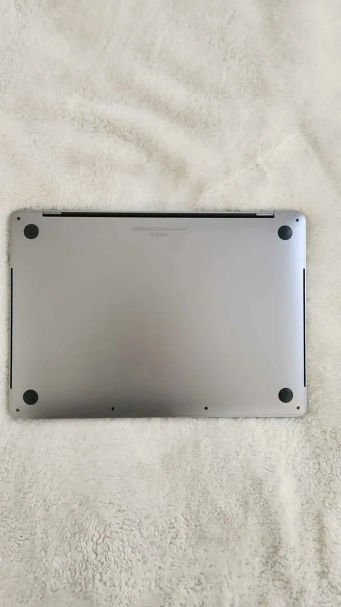 Apple MacBook Pro 13' (2020) i5 512GB SSD 16GB RAM - Image 4