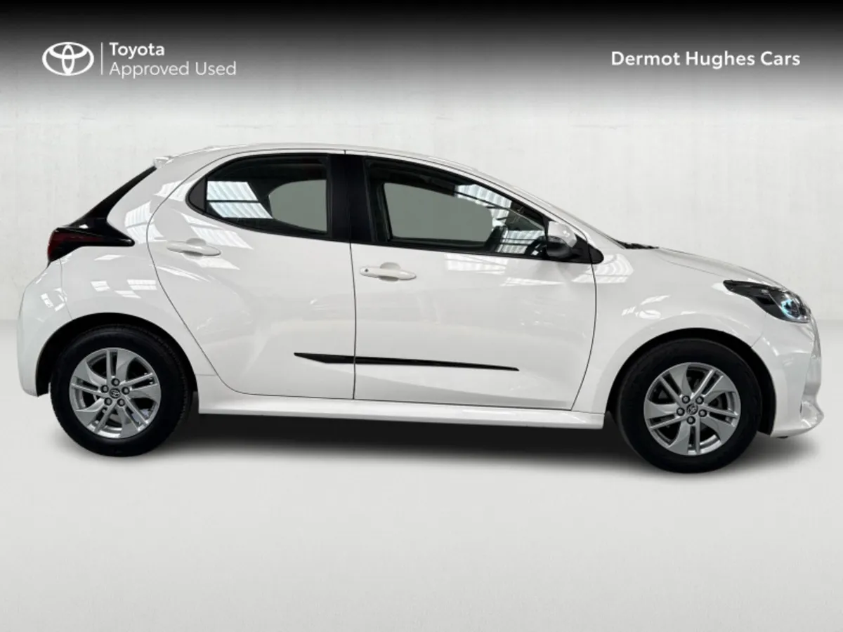 Toyota Yaris 1.0 LUNA 4DR - Image 3