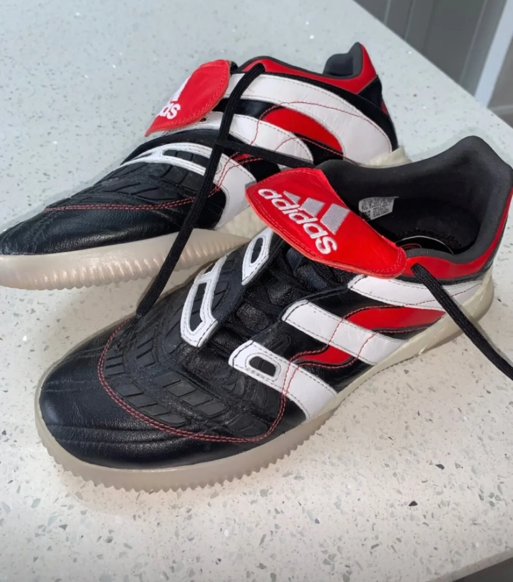 Adidas predator  Astro - Image 2