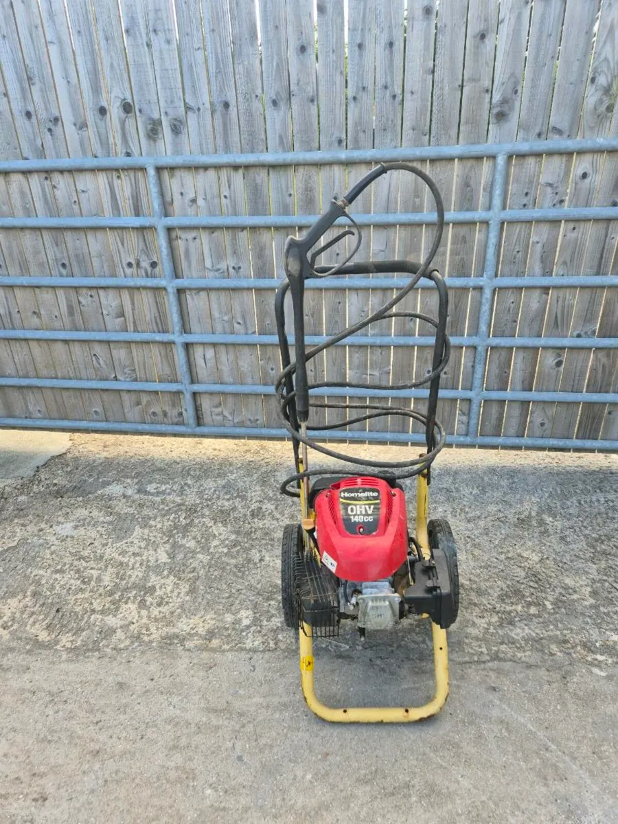Petrol power washer - Image 1