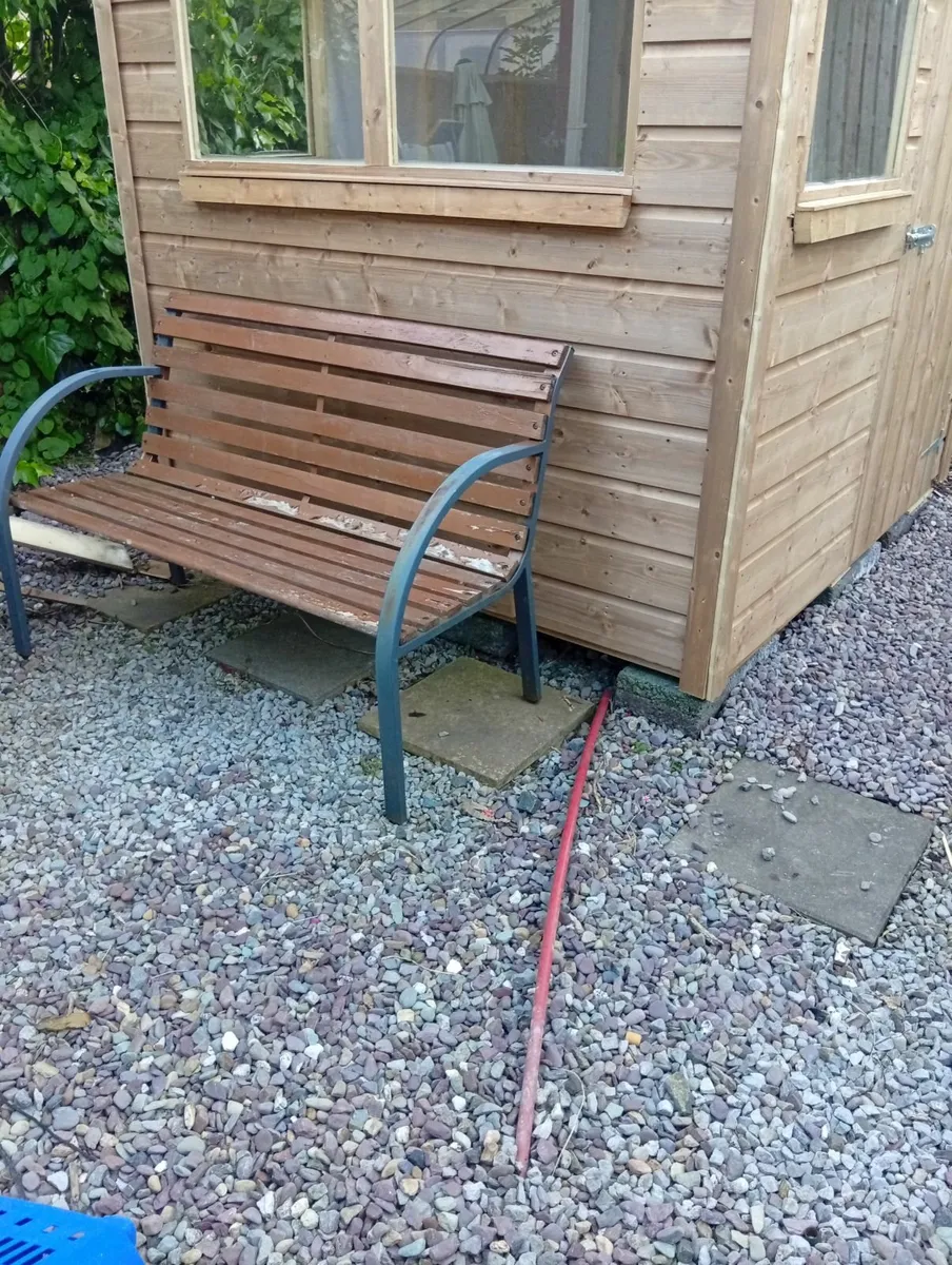 Garden bench €10 - Image 1