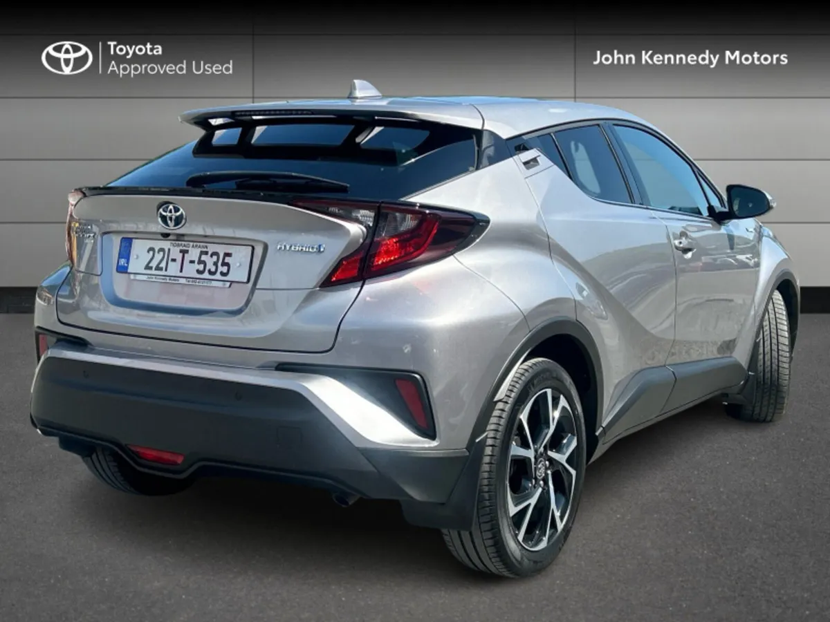 Toyota C-HR 1.8 HYBRID SPORT AUTO - Image 2