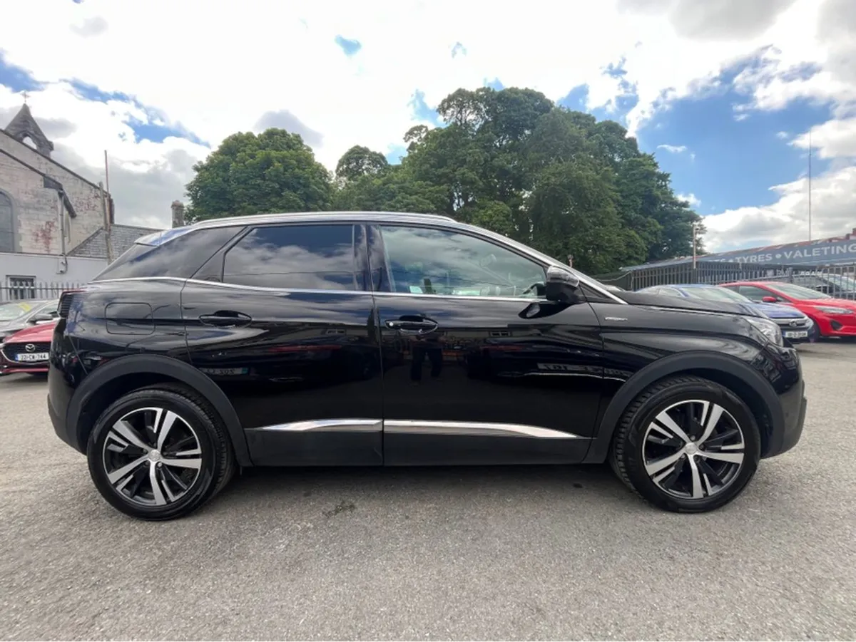 Peugeot 3008 Gt-line1.5 Blue HDI - Image 4