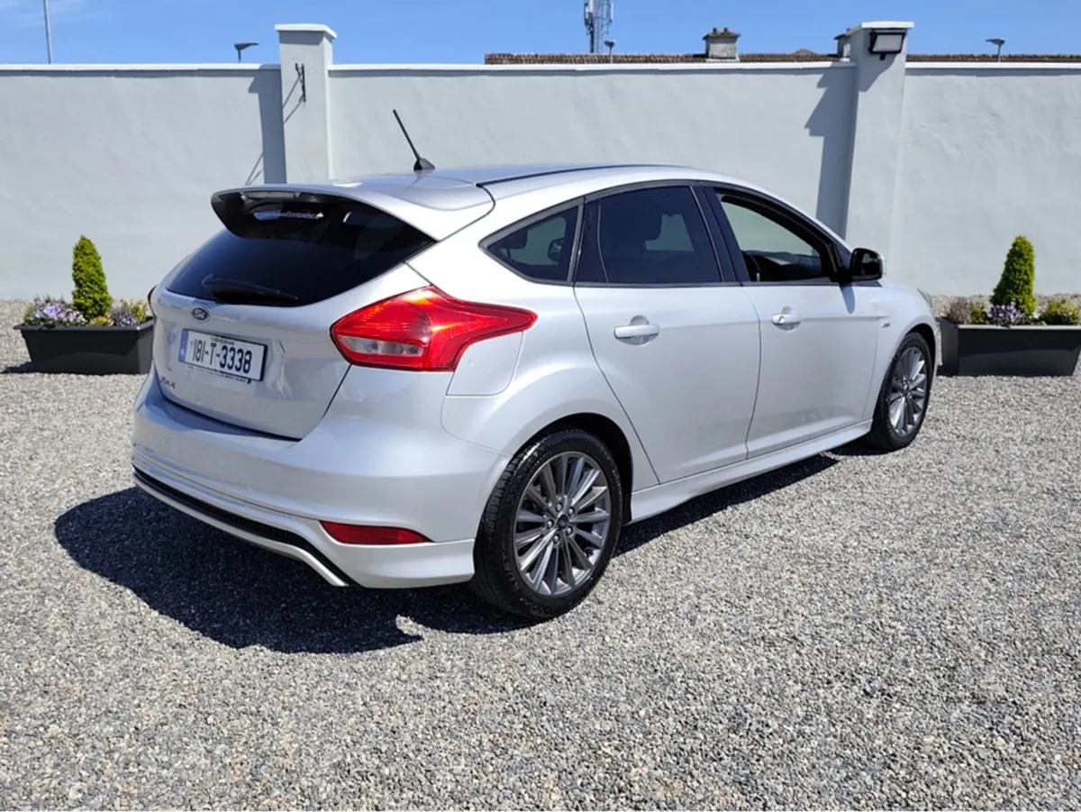 Ford Focus 1.5 Tdci St-line 120PS 5 - Image 2