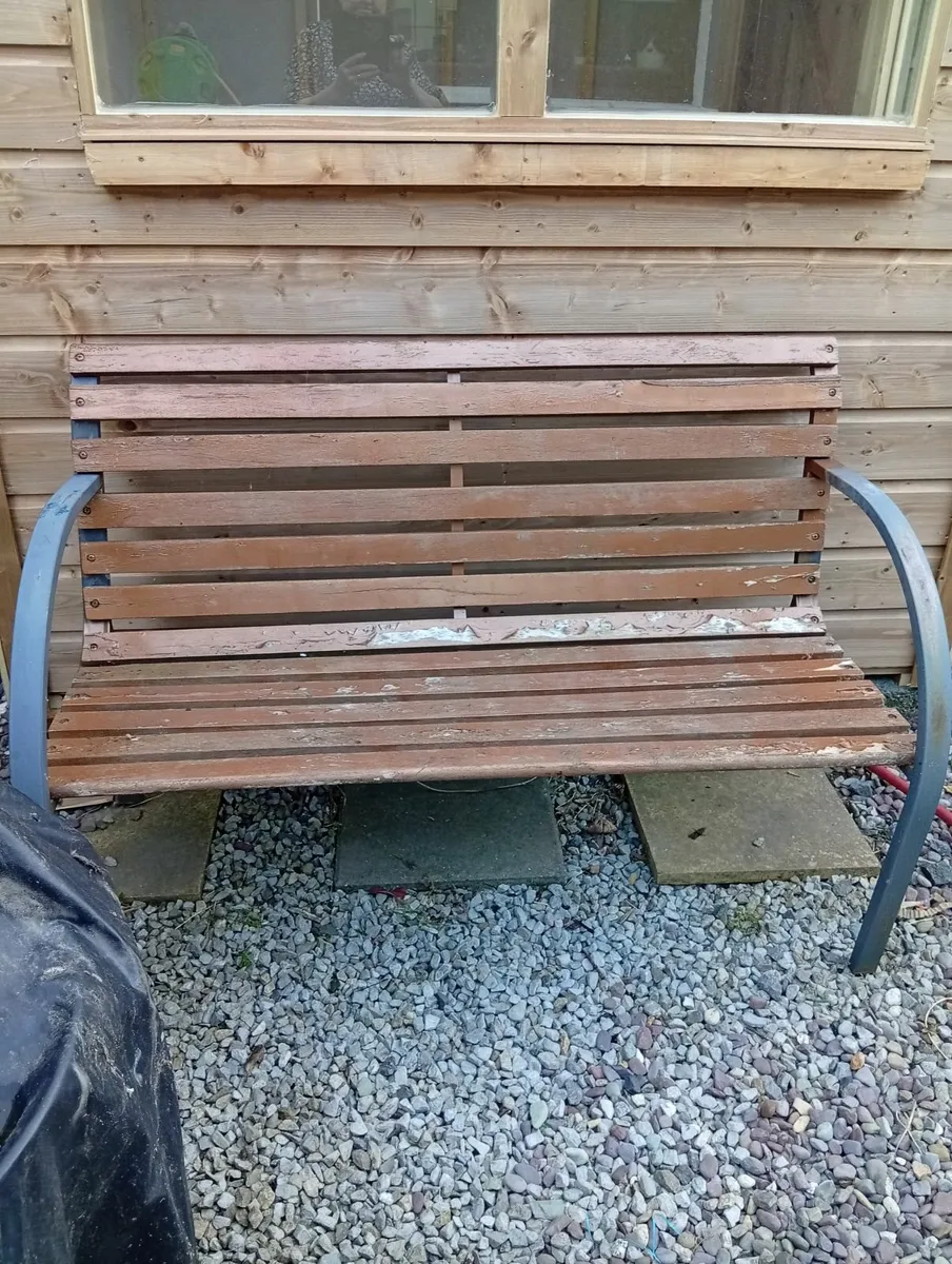 Garden bench €10 - Image 4