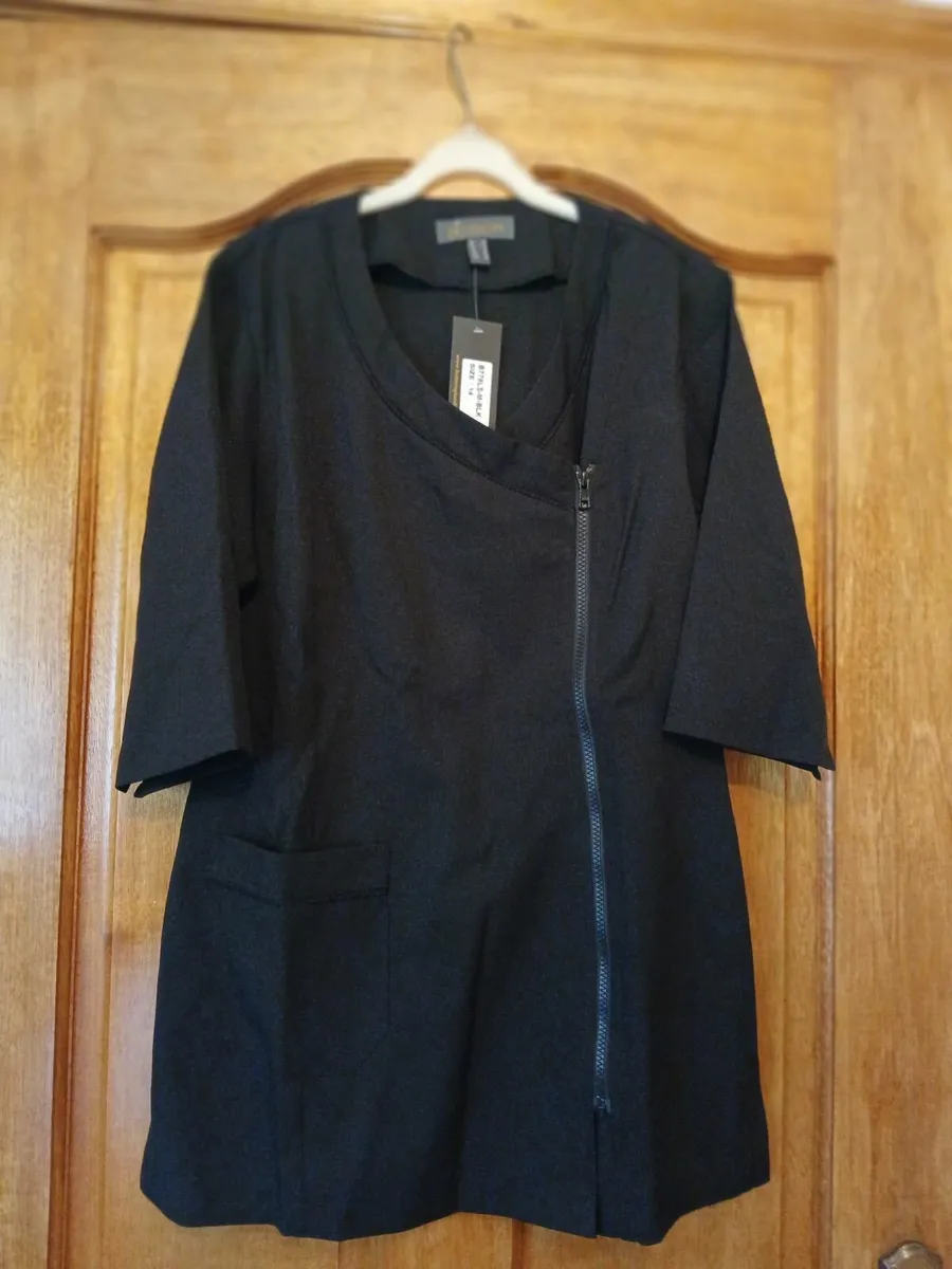 Buttercups Beauty Therapist Tunic - Image 2