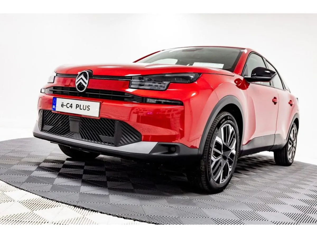 Citroen C4 -plus 54kwh 156HP - Image 3