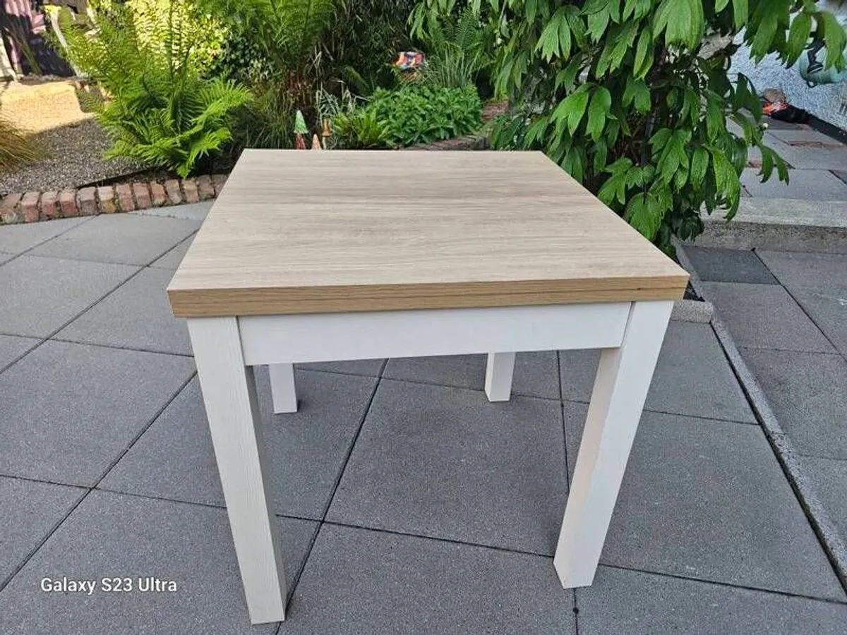 folding table - Image 1