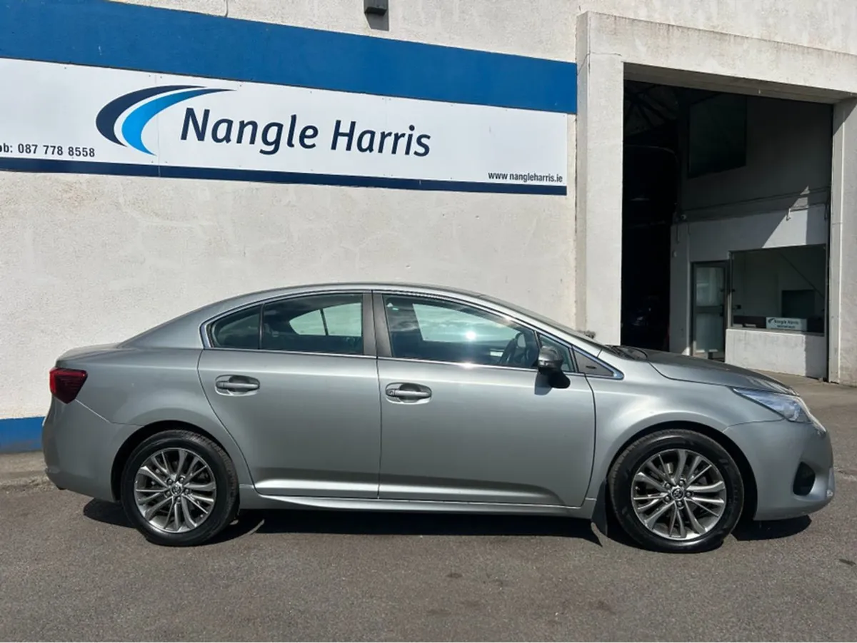 Toyota Avensis 1.6 D-4d Business Edition. Finance - Image 2