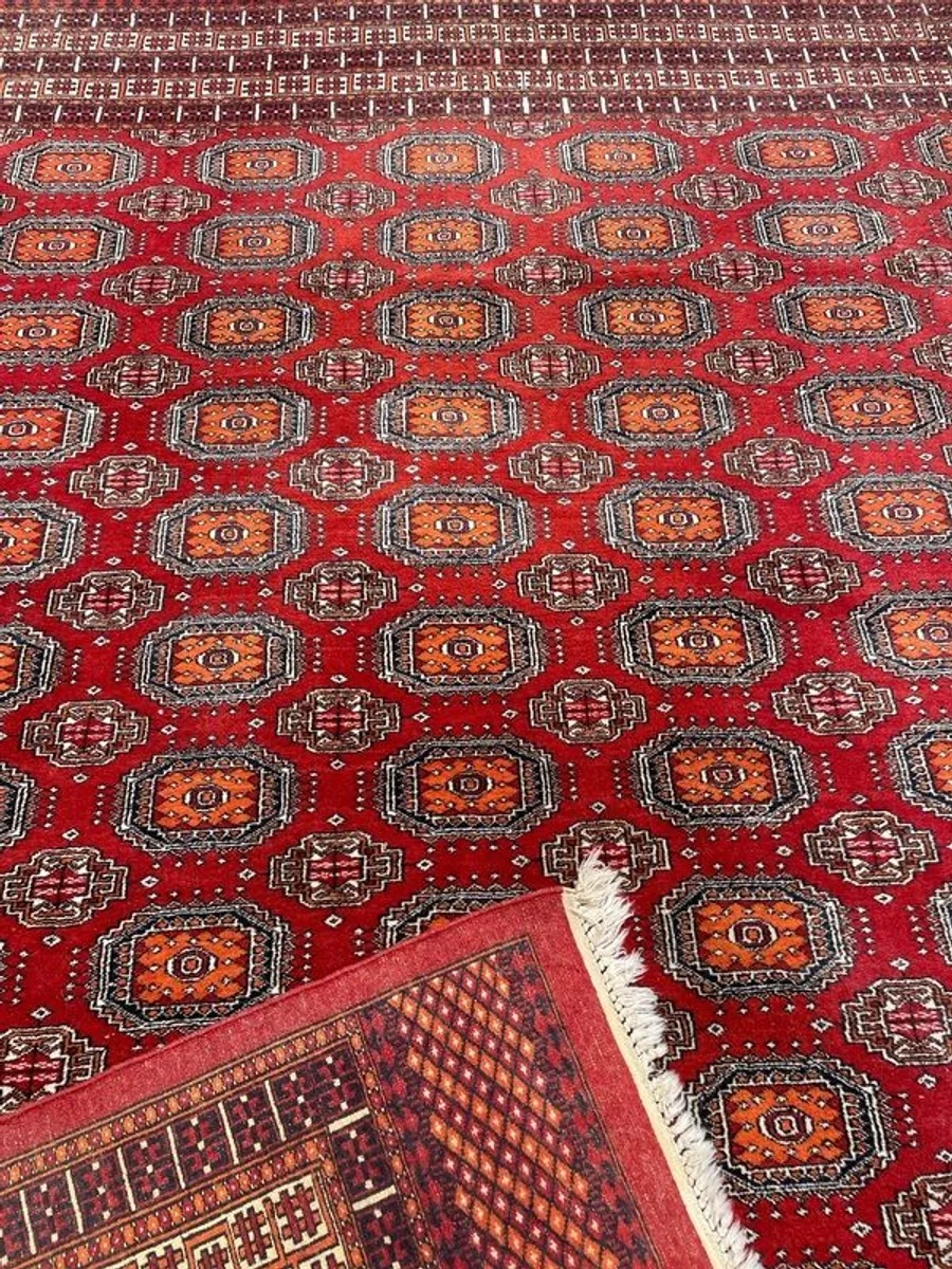 Beautiful Vintage Hand-knotted Pakistani Bokhara Rug - Image 3